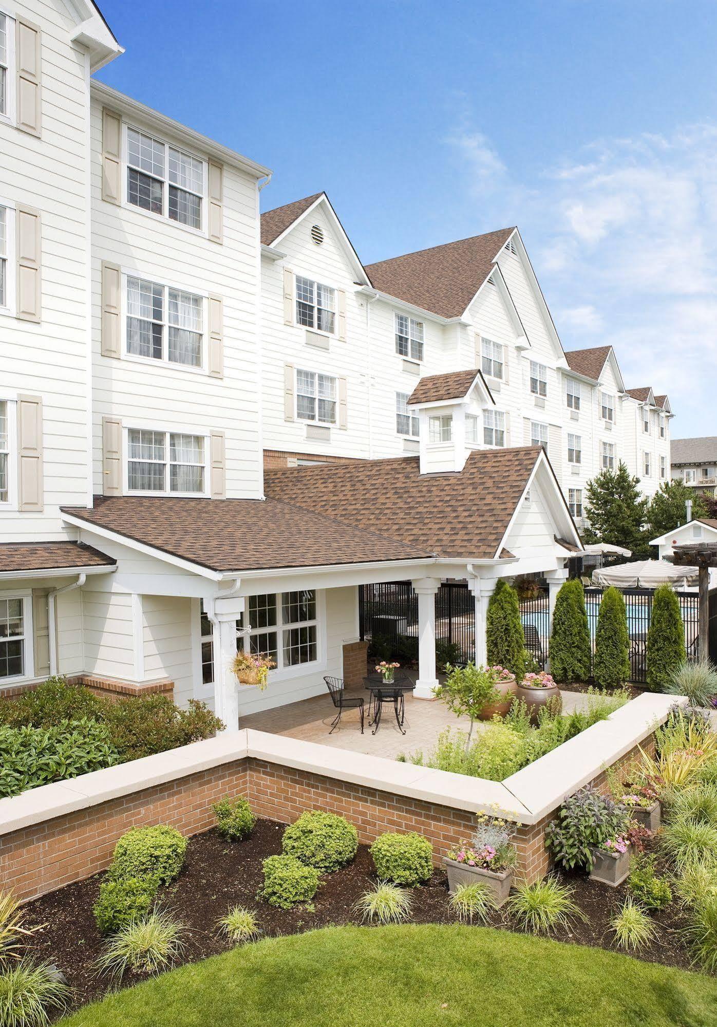 Sonesta Simply Suites Seattle Renton Exterior photo