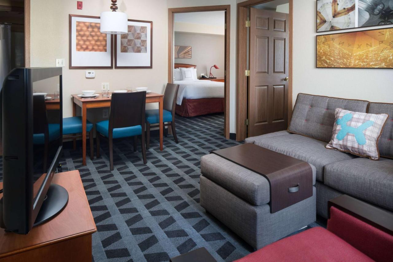 Sonesta Simply Suites Seattle Renton Exterior photo